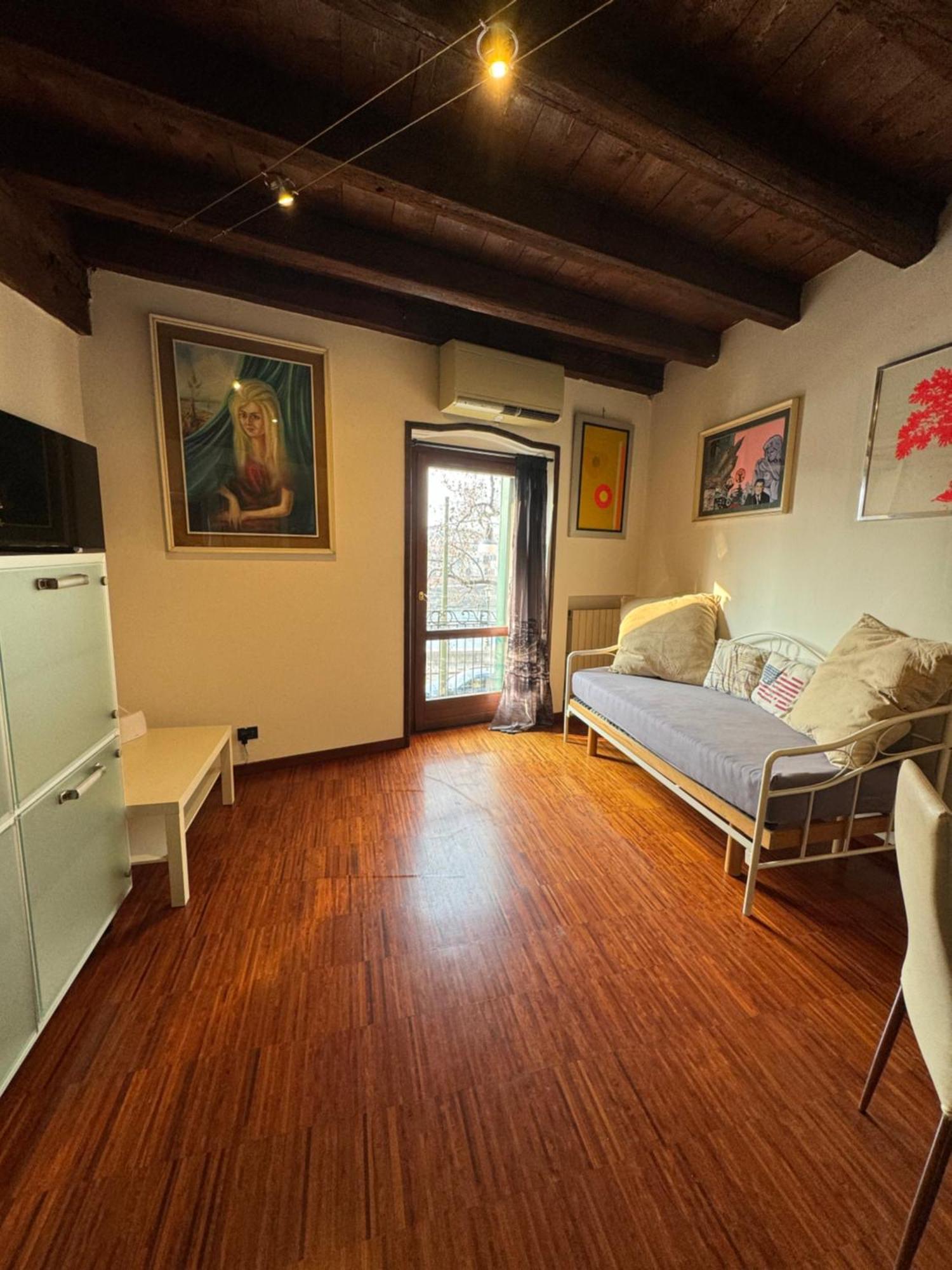 Appartamento Lungadige เวโรนา ภายนอก รูปภาพ